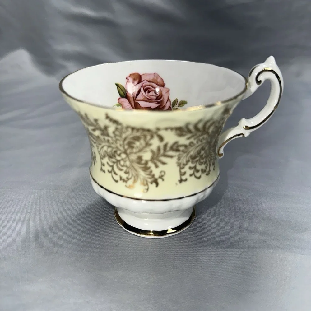 Paragon Tea Cup Saucer Floating Cabbage Rose Citron Yellow Gold Filigree A2645‎